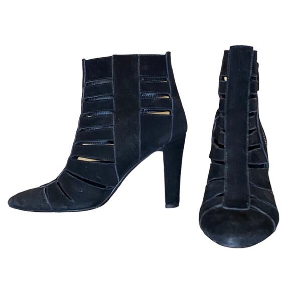 STUART WEITZMAN  Black Suede Airliner Zip‎ Up Bootie Size 7.5 - Picture 1 of 9